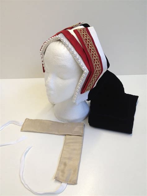 Pattern for Henrician lady’s bonnet & frontlet  .